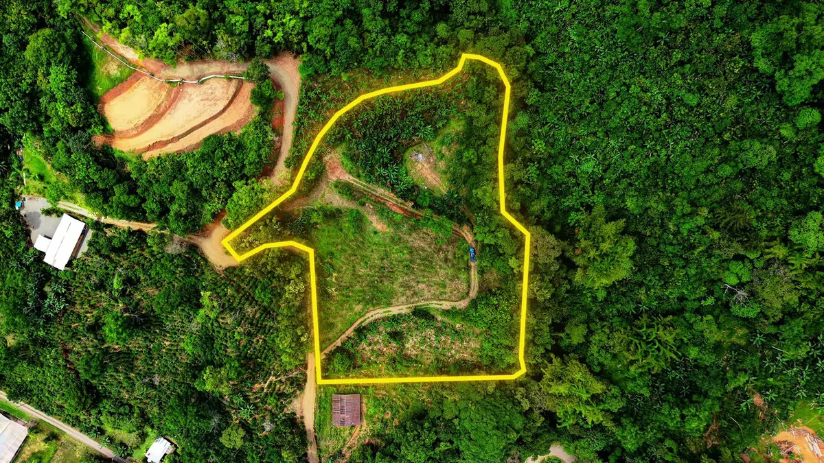 Countryside Home Construction Site For Sale in San Isidro del General