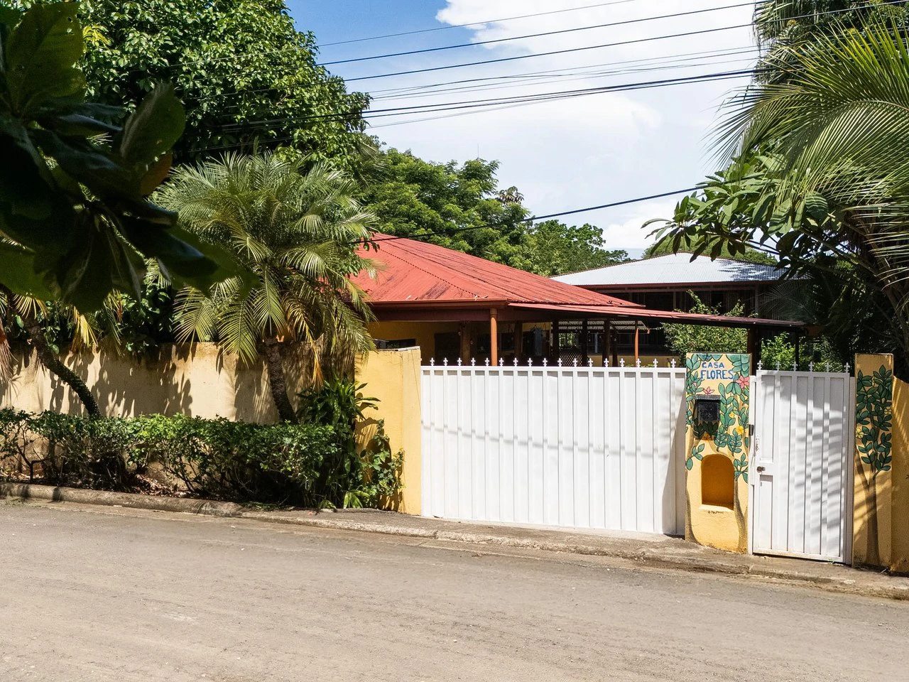 Casa Flores: Downtown Playa Carrillo - Walking Distance to the Beach - photo 3