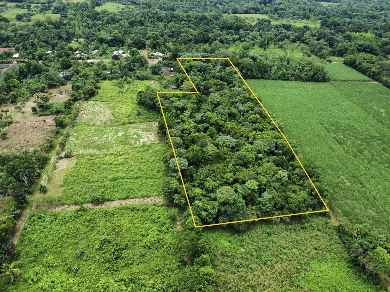 Countryside Home Construction Site For Sale in Convento