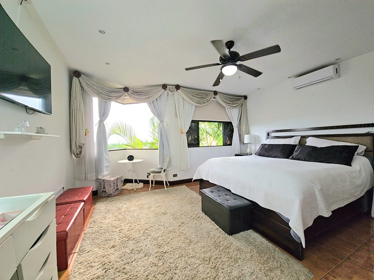House For Sale in Llorente - Gallery image 12