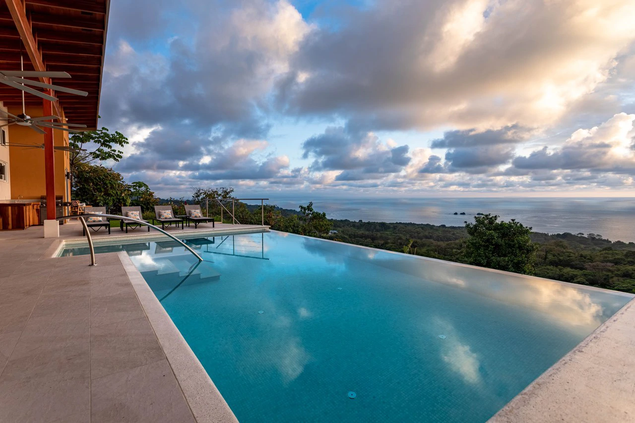 Luxury Ocean View Home in Playa Uvita