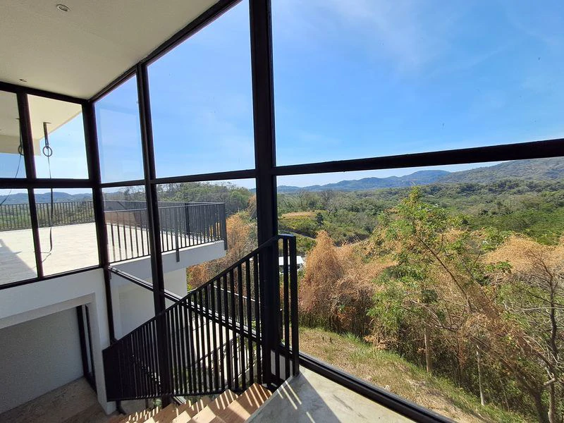 Casa Gostosa: Stunning Modern Home with Panoramic Views – 3 Bedrooms, Pool, and Peaceful Setting - Gallery image 14