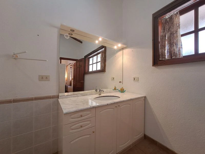 Casa Colonial: All the Charm of a 250 m2 Tropical Hacienda Ideally Located - Unique Opportunity! - Gallery image 18