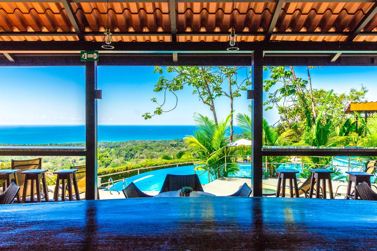 Popular 20-room Boutique hotel /retreat. Stunning ocean views - Gallery image 3