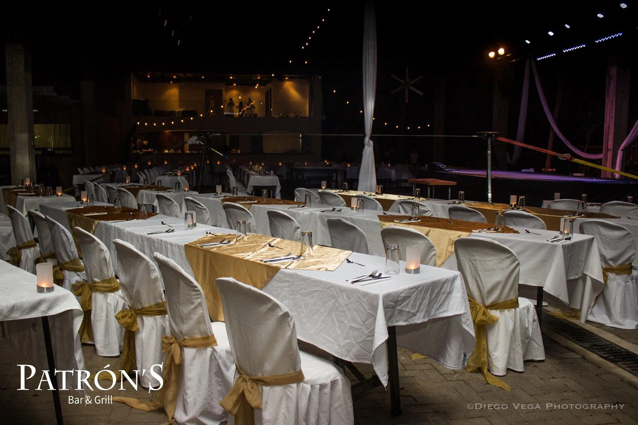 PATRONS, Event Centre, Bar, Restaurant, Offices, Retail Stores, and MORE in Dominical: The single biggest venue in the area! - Gallery image 19