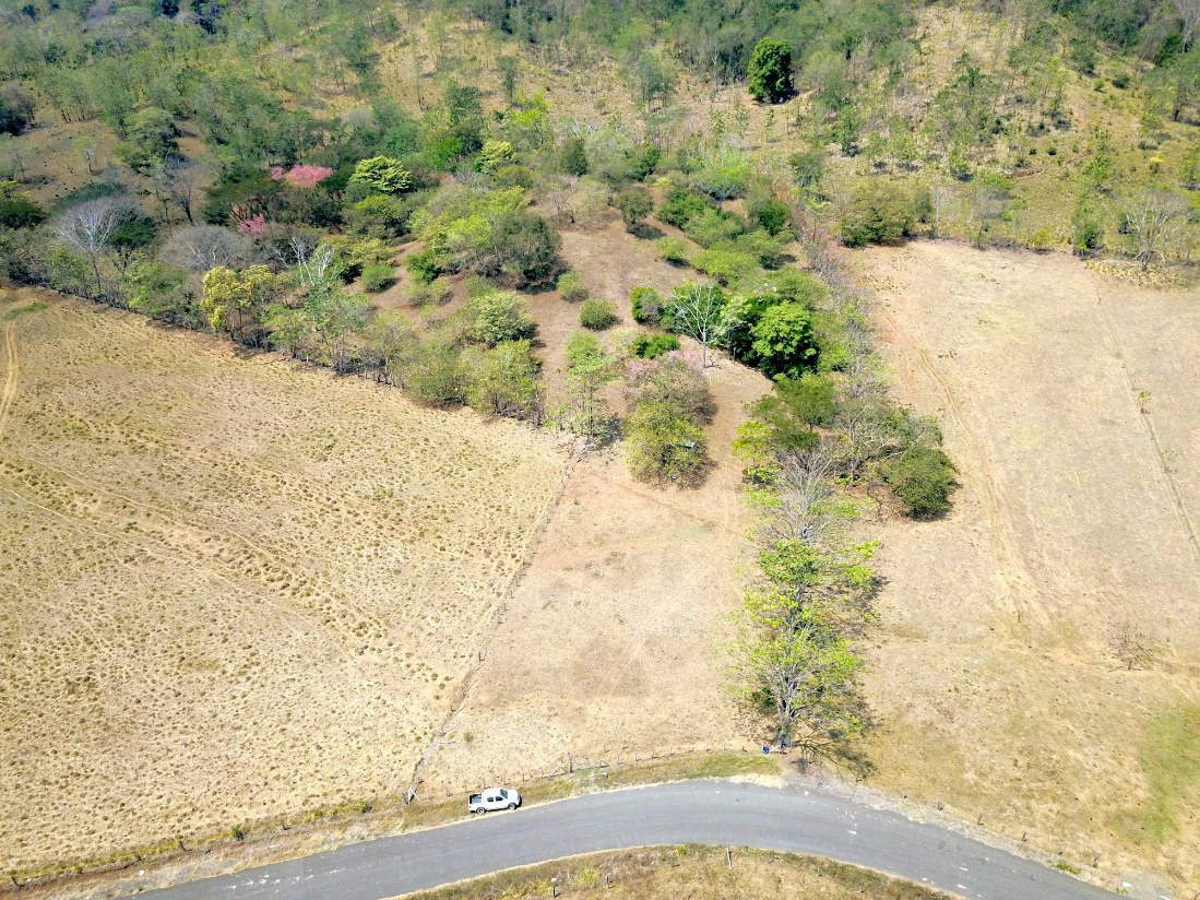 Stunning Views in Nandayure Valley -Amazing land near Bejuco and Pilas beaches Path - Gallery image 9