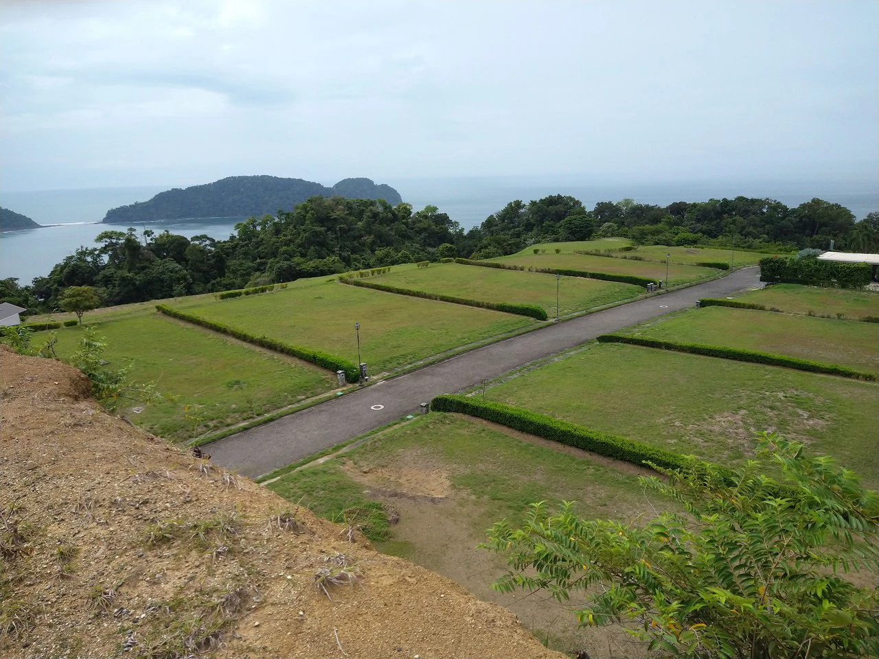 Lot #48: ¡Luxury lots for sale with amazing ocean views in Playa Herradura! - Gallery image 7