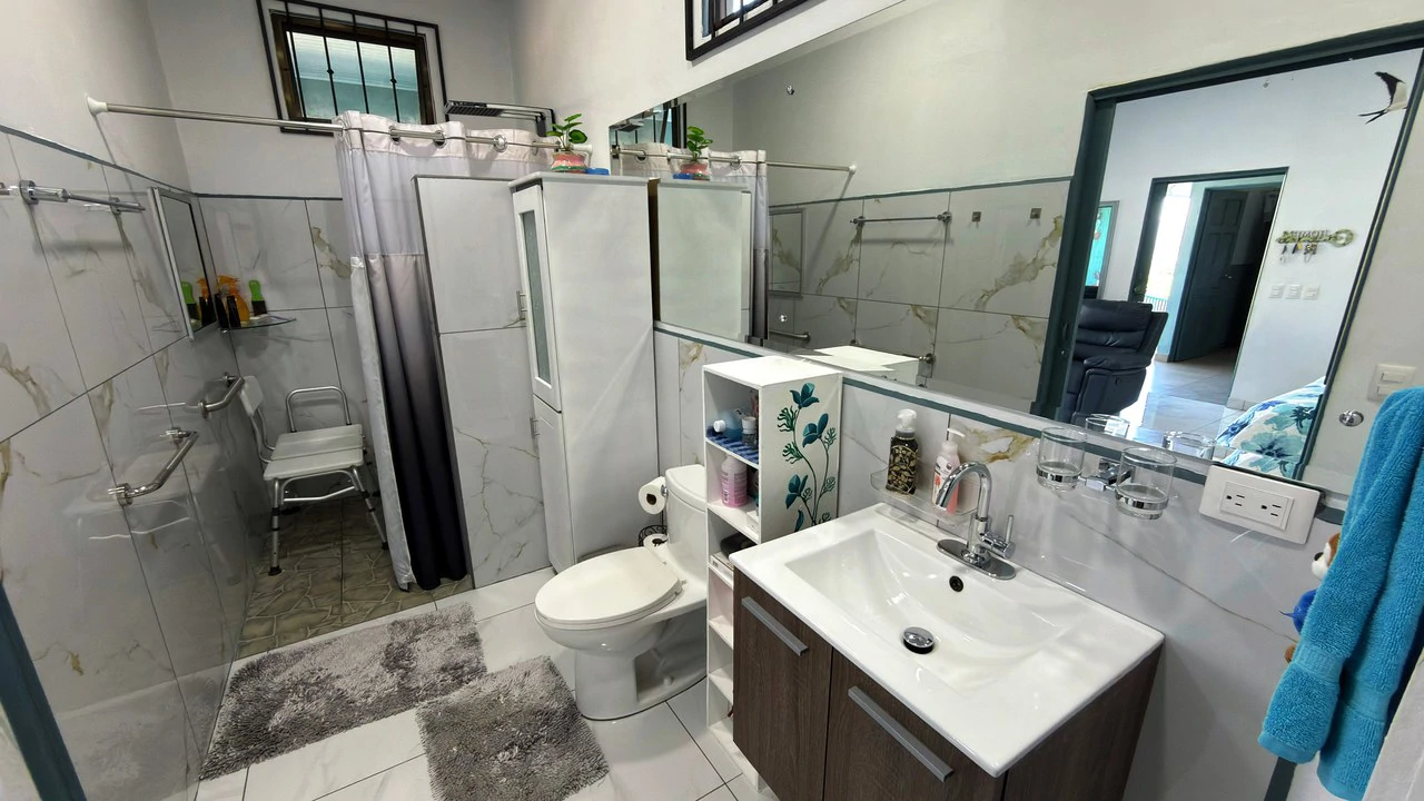 Countryside House For Sale in San Pedro - Gallery image 6