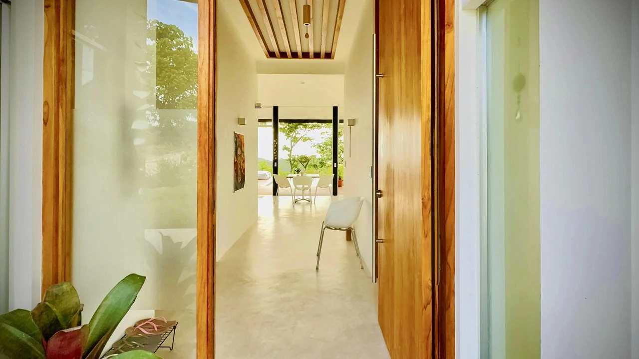 The Ark: $1,390,000 USD Luxury Jungle Estate with Guest House in The Ark Community, Santa Teresa Costa Rica - Gallery image 52