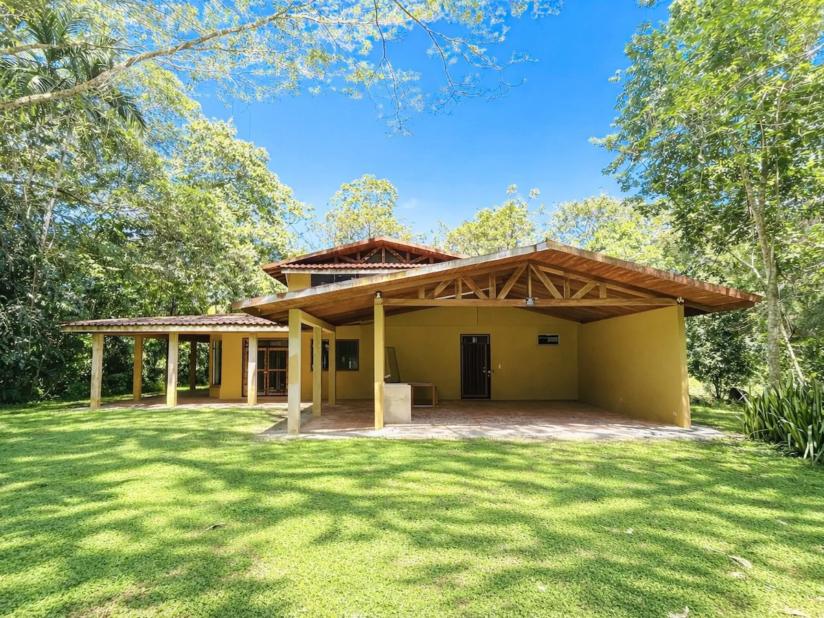 Beautiful Home and Property in Puerto Jiménez Osa Peninsula - Gallery image 2