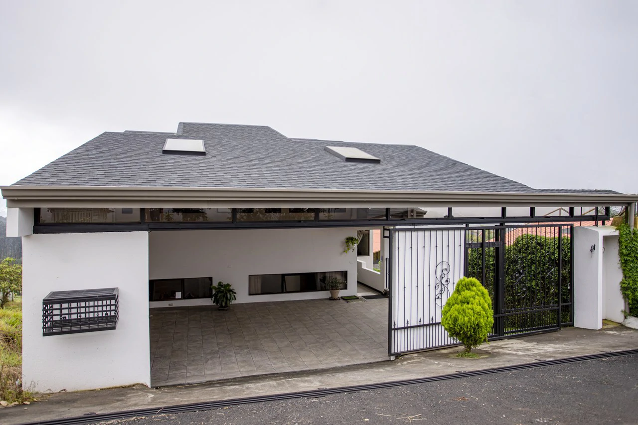 Mountain House For Sale in San Ramón - Gallery image 25