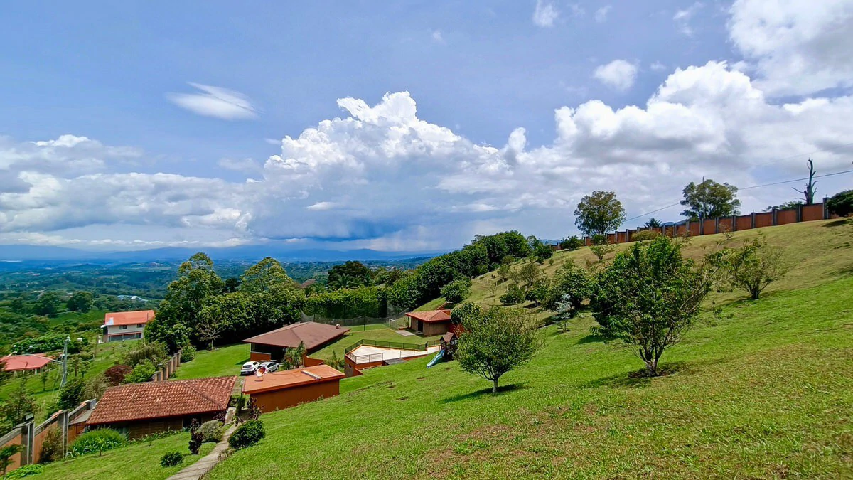 Finca doña Flory: Property with incredible views in Santa Barbara, Heredia - Gallery image 11