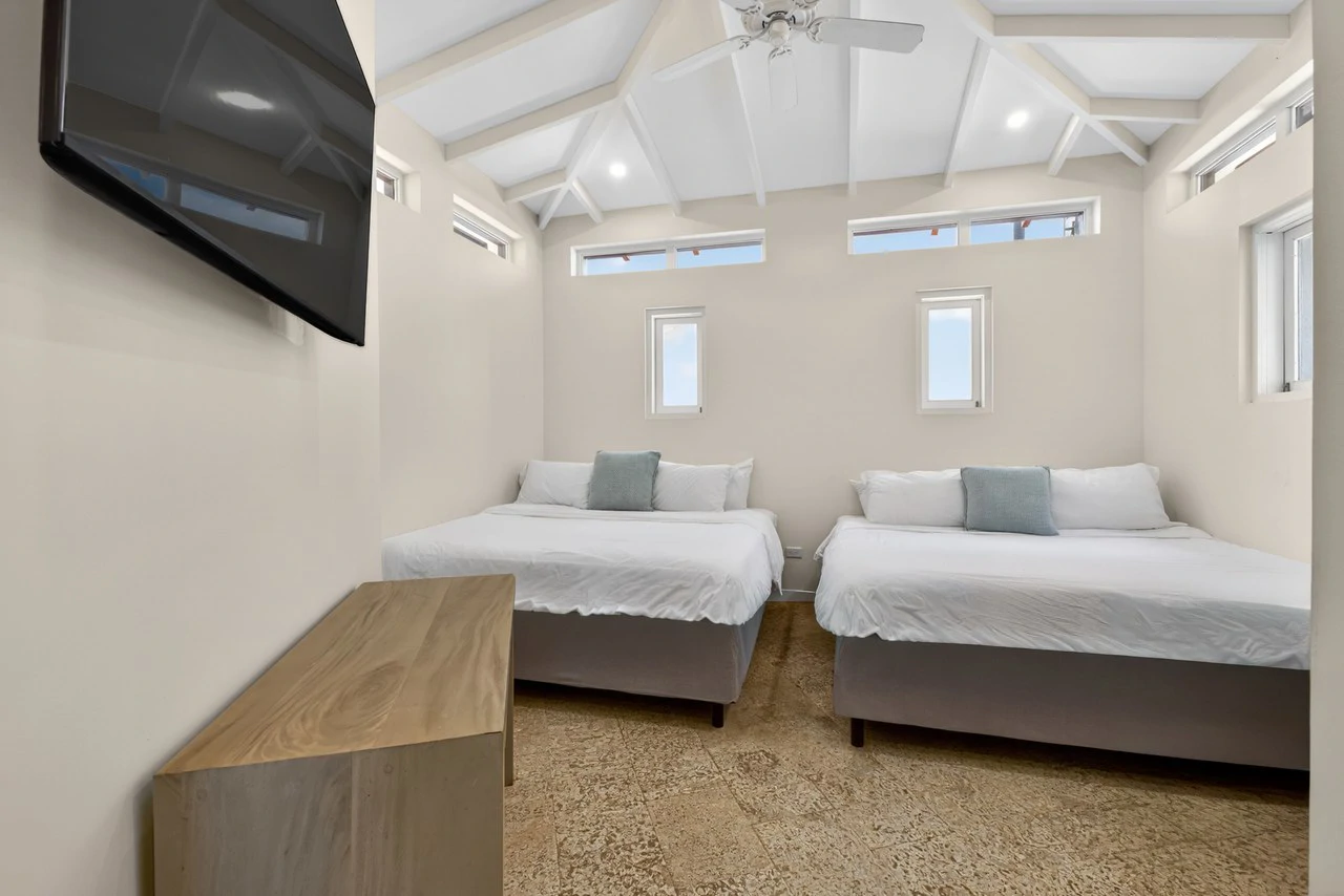 25 Paseo Del Mar: Best-Priced Beachfront Home in Las Catalinas - Gallery image 26