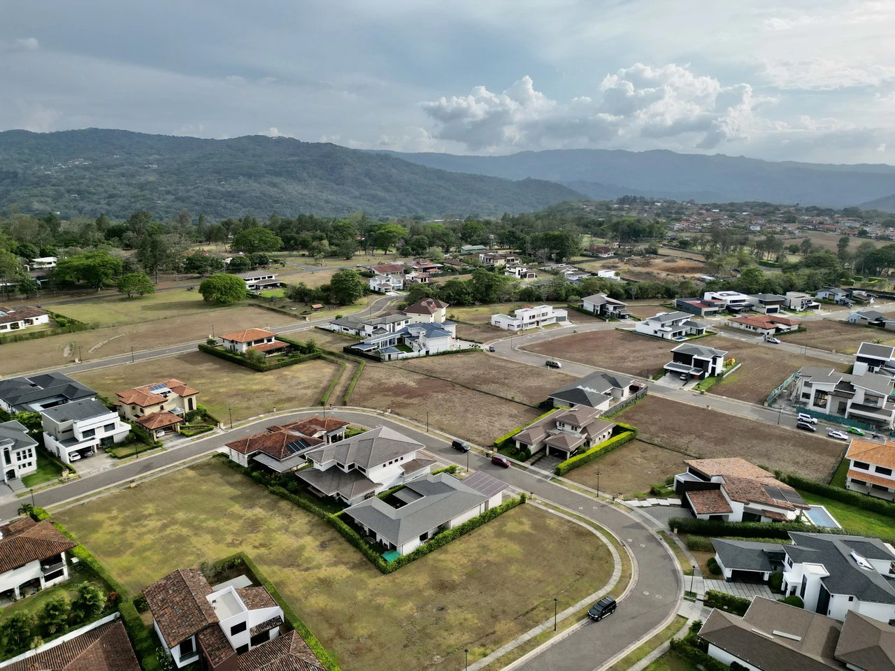 House For Sale in La Guácima - Gallery image 2