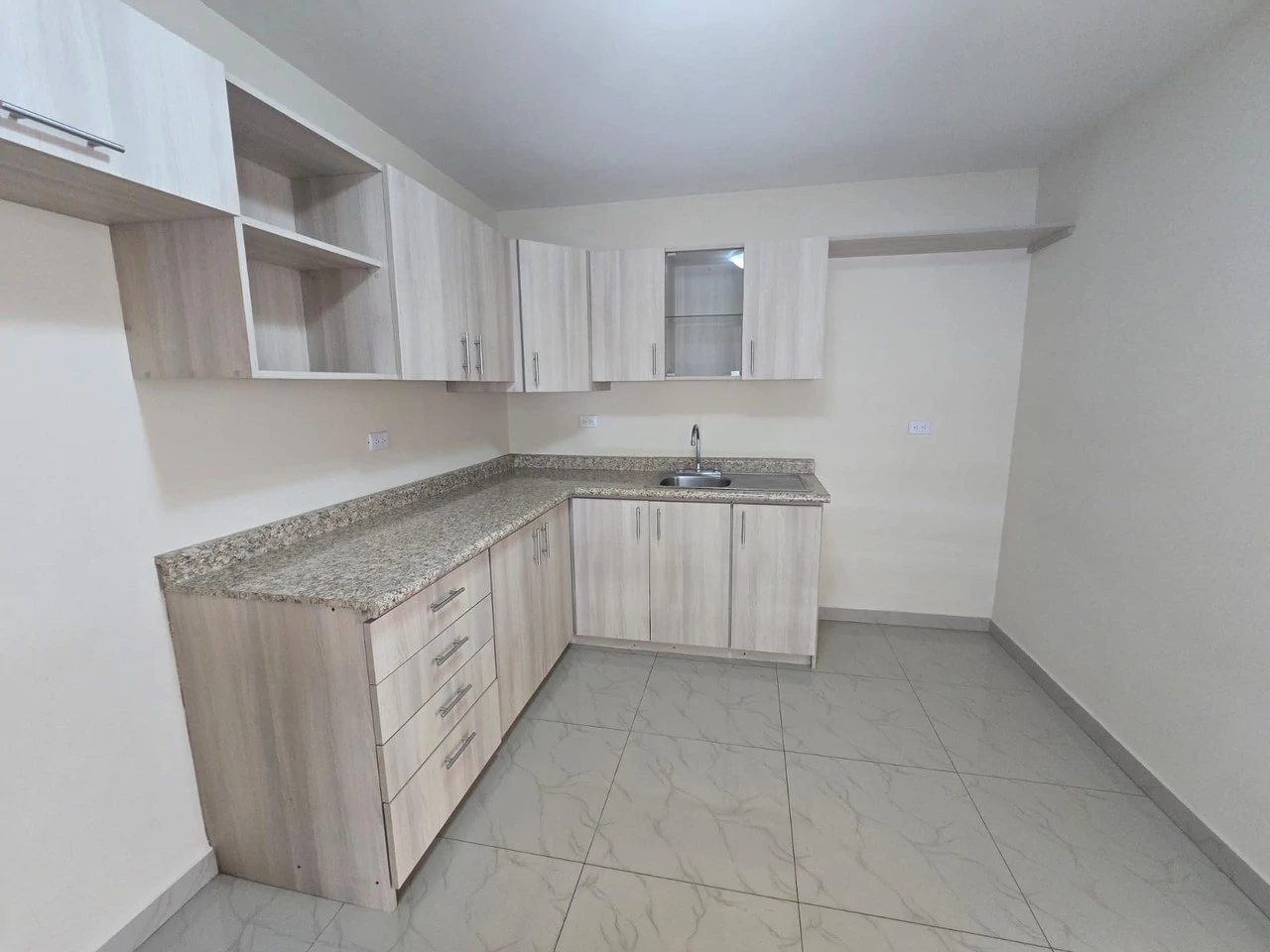 House for Sale in Tibás, San José - Gallery image 8