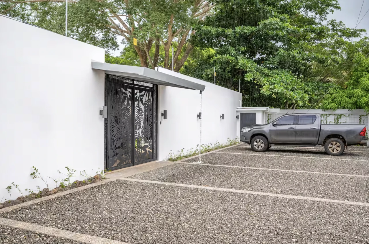 Jardin Escondido: Excellent Income! - Gallery image 15
