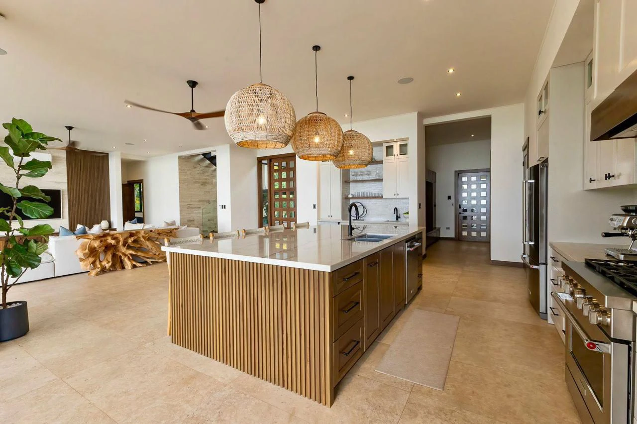 Luxurious 5 Bedroom Coastal Estate Dominical - Gallery image 14