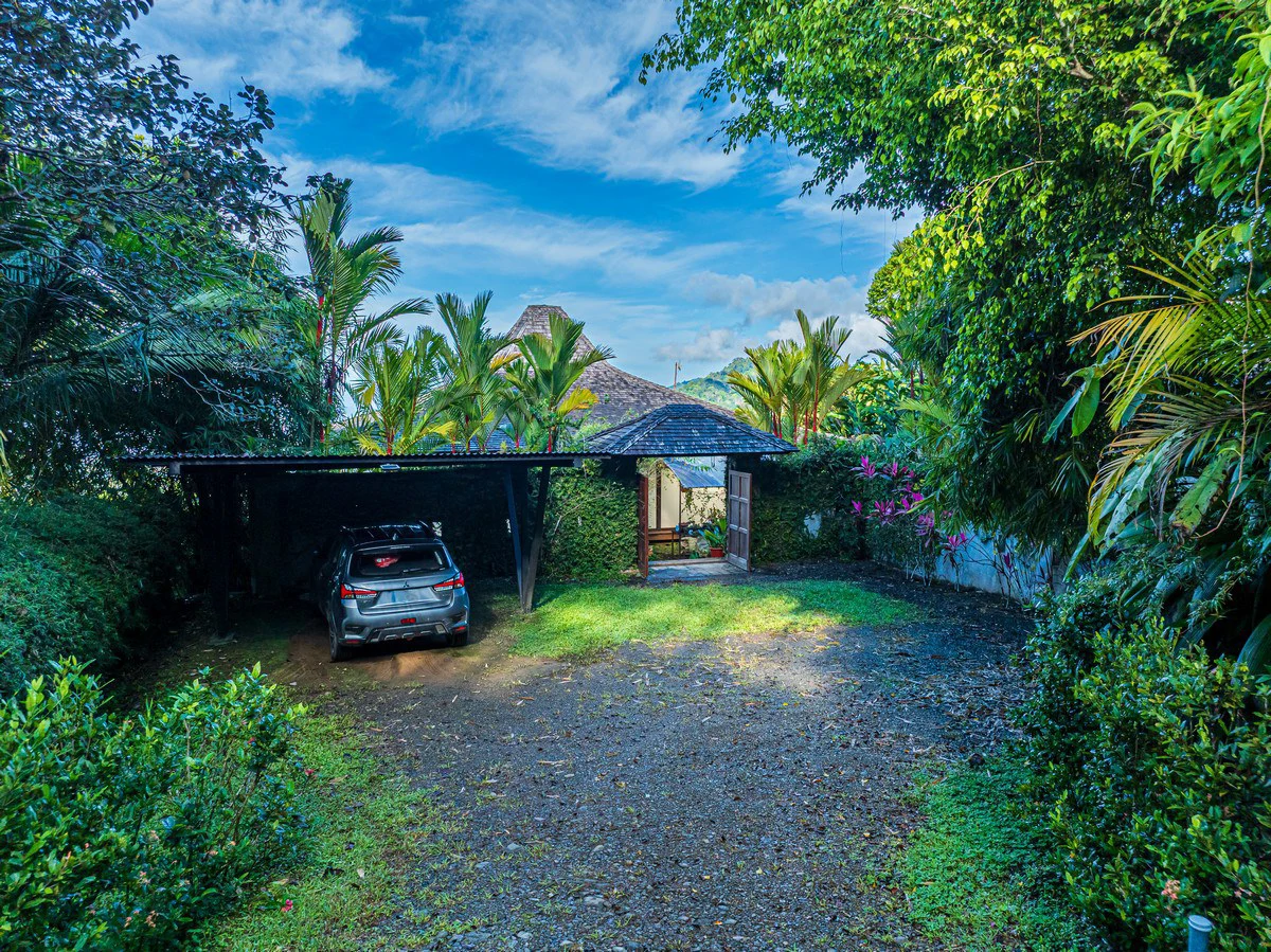 1.37 ACRES – 2 Bedroom Bali Style Home With Pool And THE BEST Ocean View!!!!! - Gallery image 48