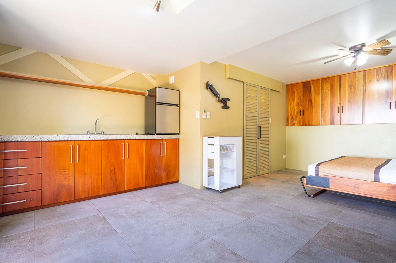 Casa Chiquita: Ocean View Retreat in the Heart of Ojochal – 3 Bed, 3 Bath with Pool, Fruit Trees & Prime Location - Gallery image 33