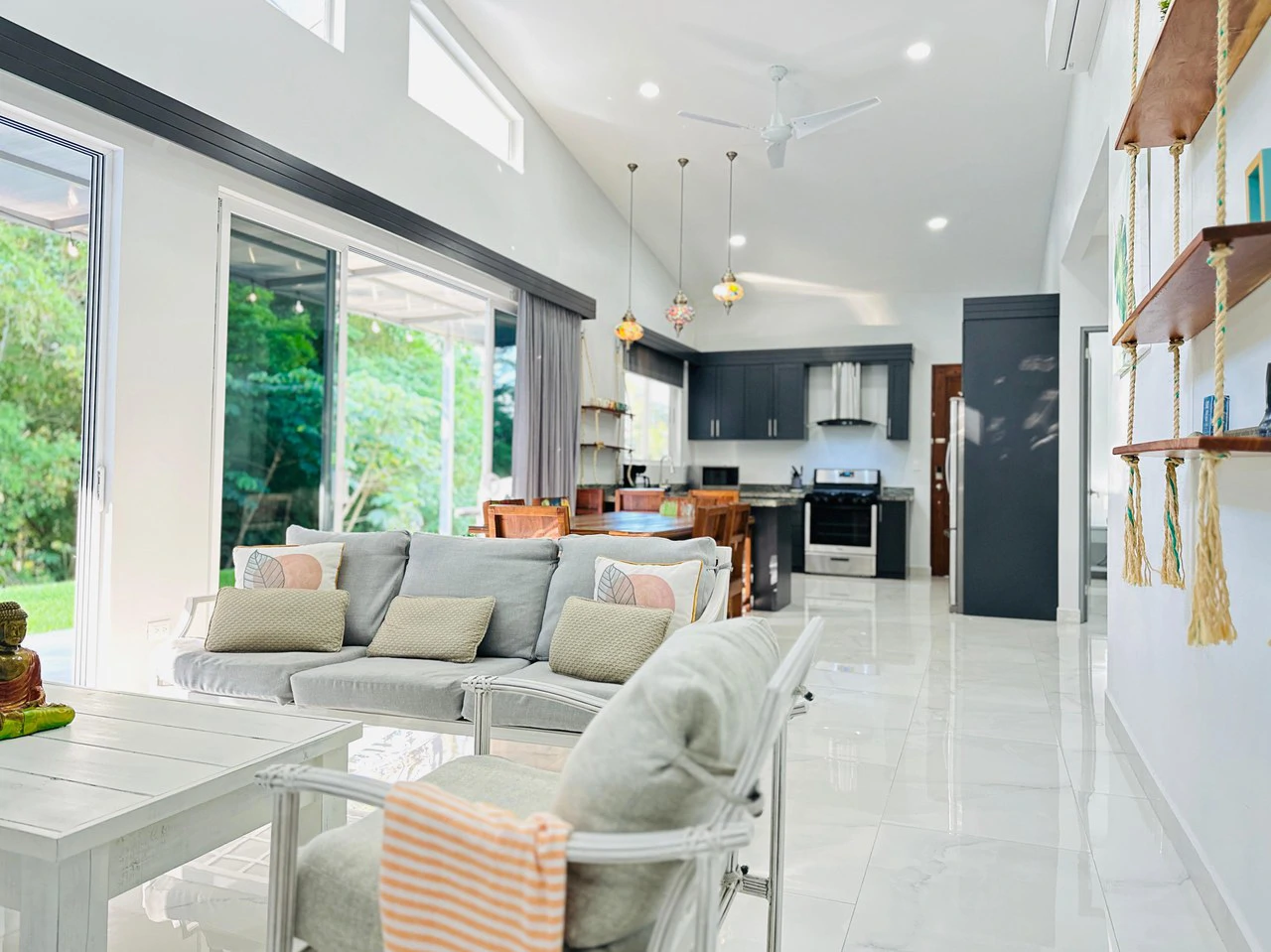Perfect for Families or a Peaceful Retirement, Uvita Pacific Ocean Town: House For Sale in Uvita