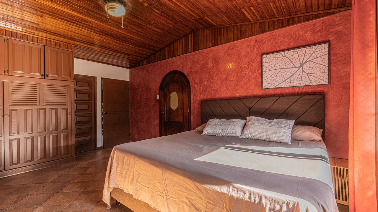 Completely Renovated 5 Bedroom Home in the Heart of San Isidro - Gallery image 25