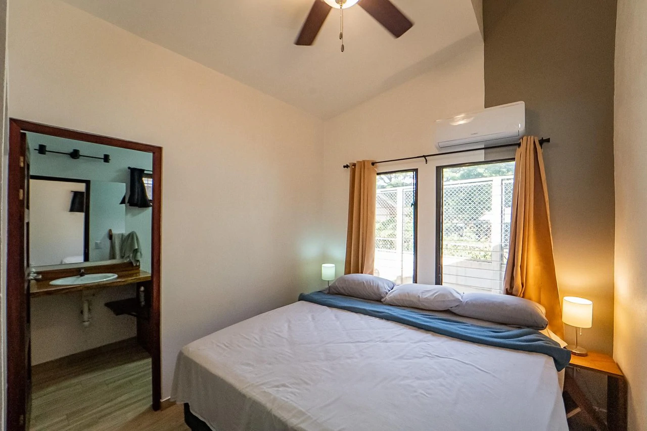 Casa León: Charming 3BR Home w Pool in Town - photo 8