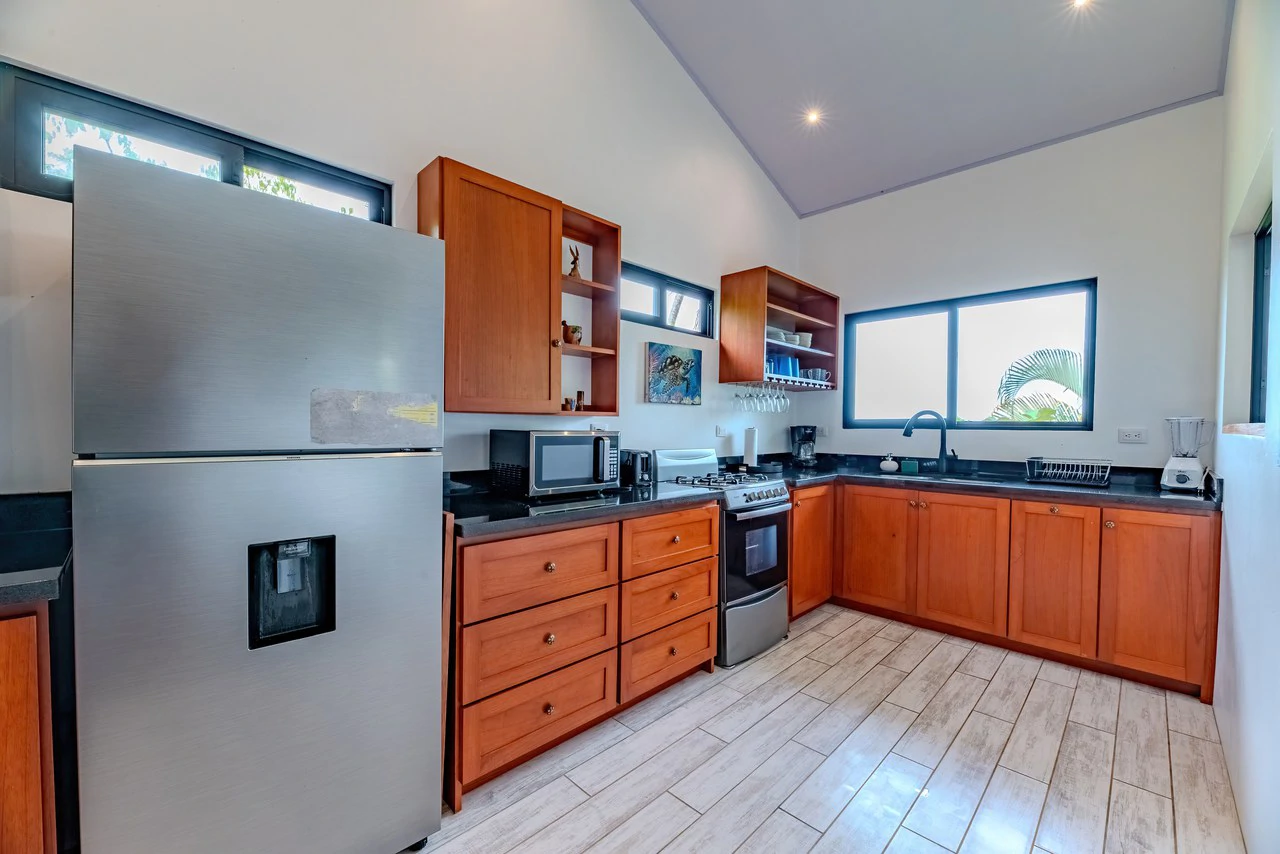 Rare Opportunity: Two Ocean View Homes in Exclusive Marina Vista, Escaleras - Gallery image 44