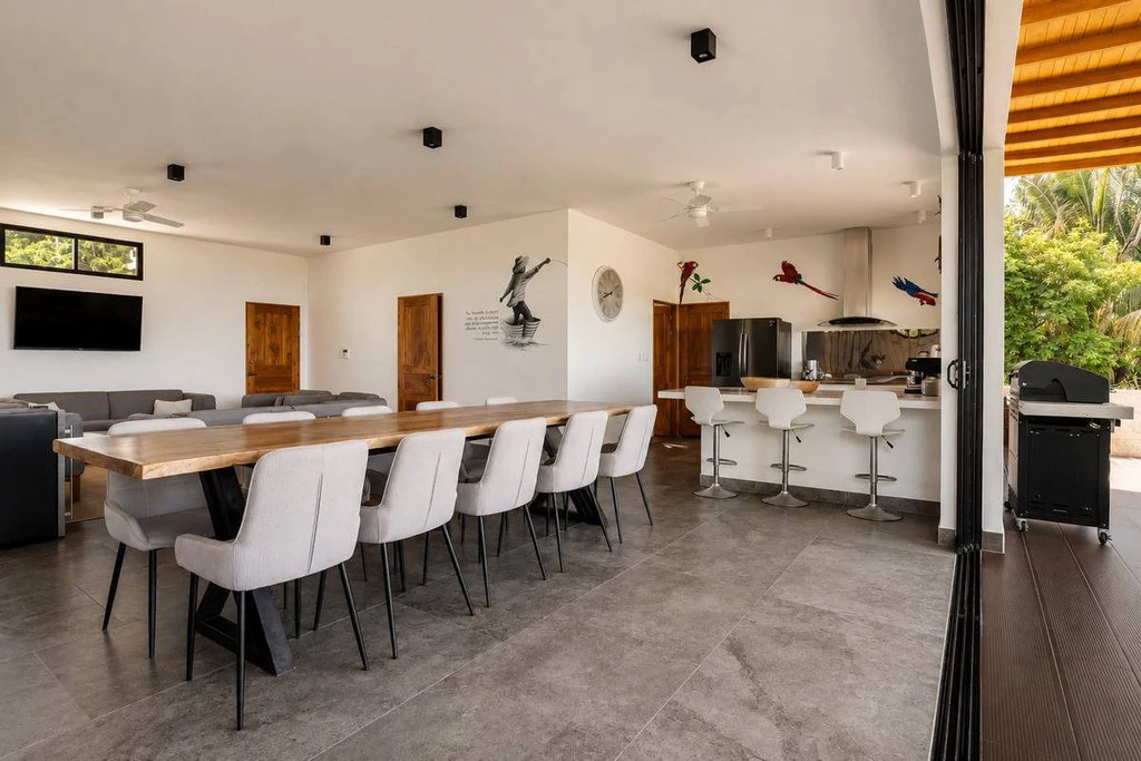 Samara Vista - Villa & Lodge: Exceptional Ocean-View Luxury Estate with Multiple Residences, Expansion & Income Potential - photo 8