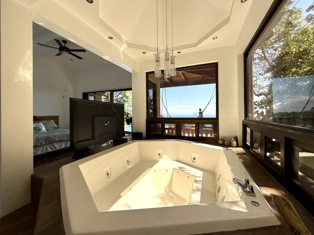 Casa Miramar: $1,000,000 Million Buys you your very own Private Mountain Paradise with Ocean View ! - Gallery image 25