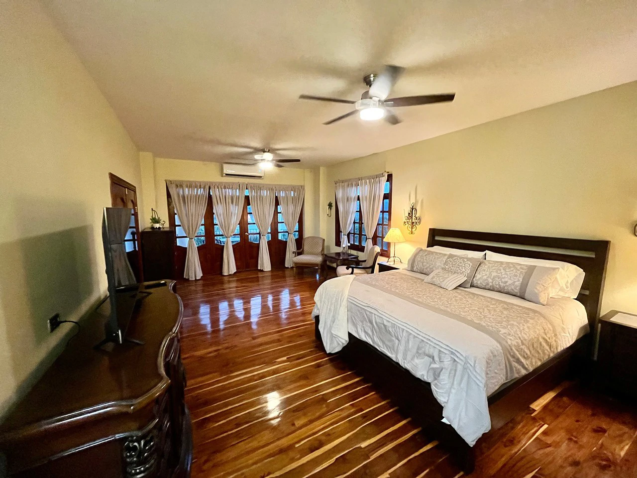 ID 3902:: Breathtaking Mountain View - Home for Sale - Gallery image 40