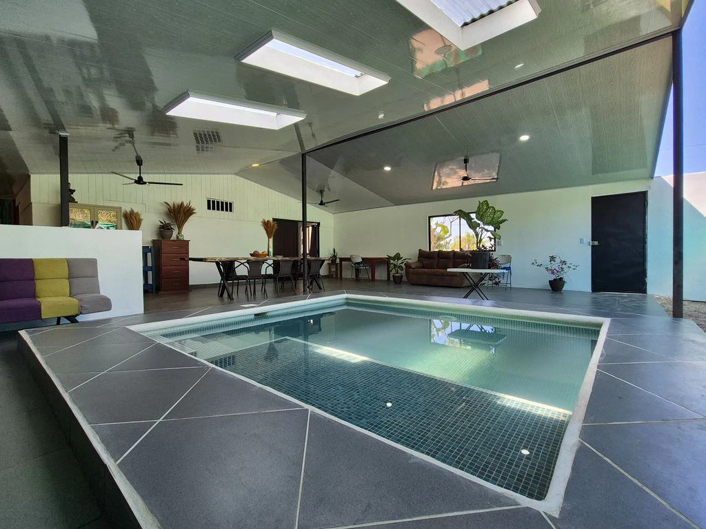 Casa Veranera:  Unique Renovated 3-Bedroom Home with Indoor Pool & Flexible Layout – 10 Minutes from Sámara - Gallery image 4