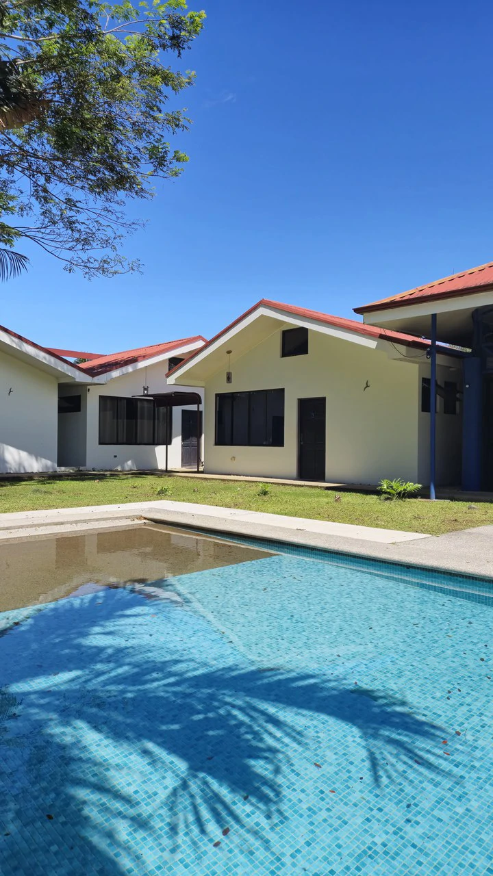Income Generating Property. Costa Rica. Near the beach:   Income-Generating Oasis in Villa Verde, Garabito – Just Minutes from Puntaleona - Gallery image 8