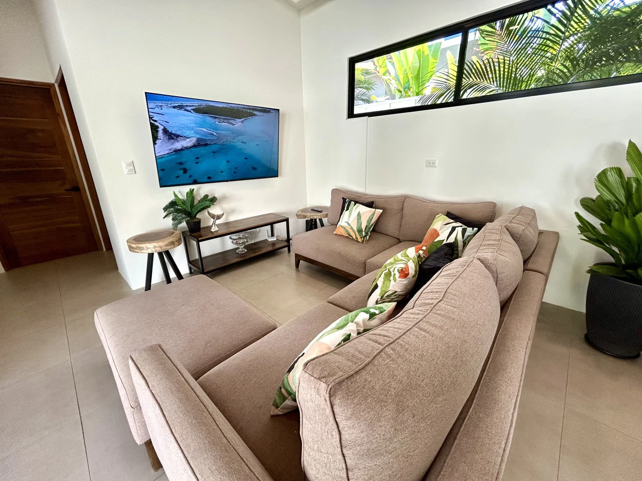 Walk-to-Everything Uvita Retreat | 3BR Home Minutes from the Beach - Gallery image 64