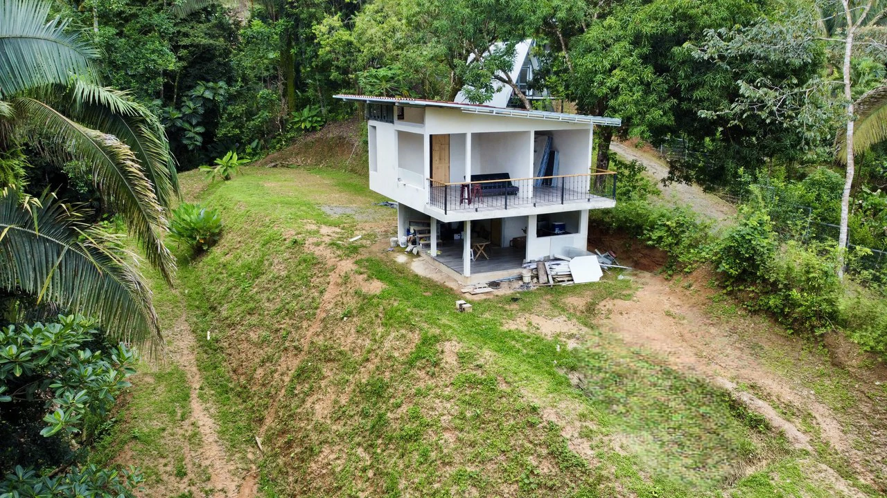 Investment Opportunity in Playa Hermosa – Fixer-Upper with Great Potential! - Gallery image 18