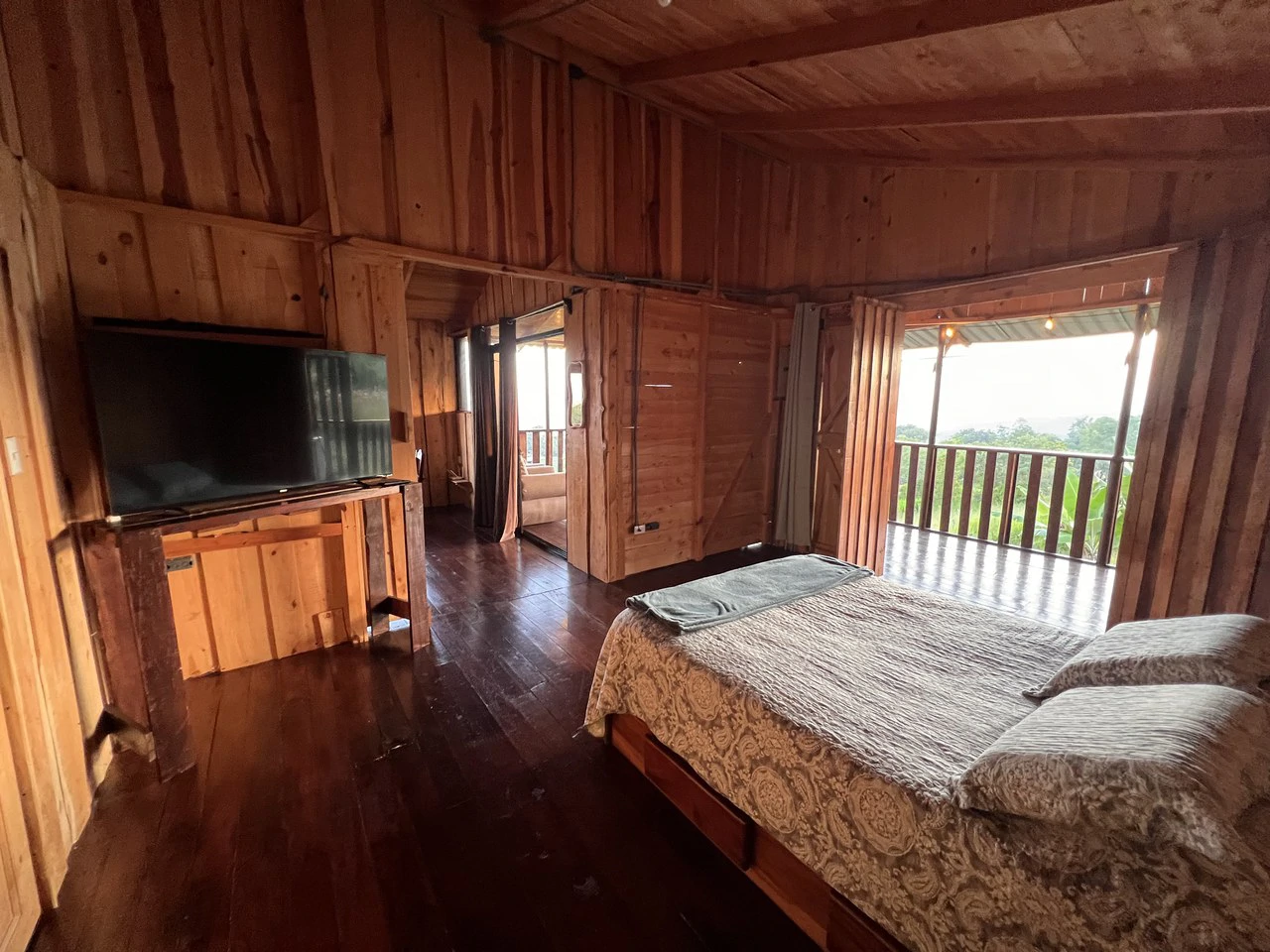 Mountain and Countryside Townhouse For Sale in Santa Elena - photo 6