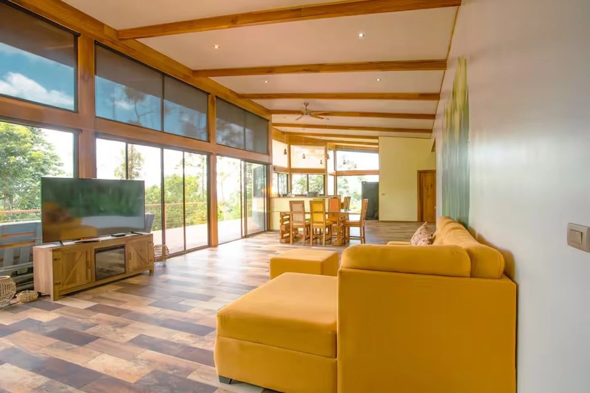 La Fortuna: Own a Slice of Paradise in La Fortuna Arenal – Perfect for Living or Investing! - Gallery image 2