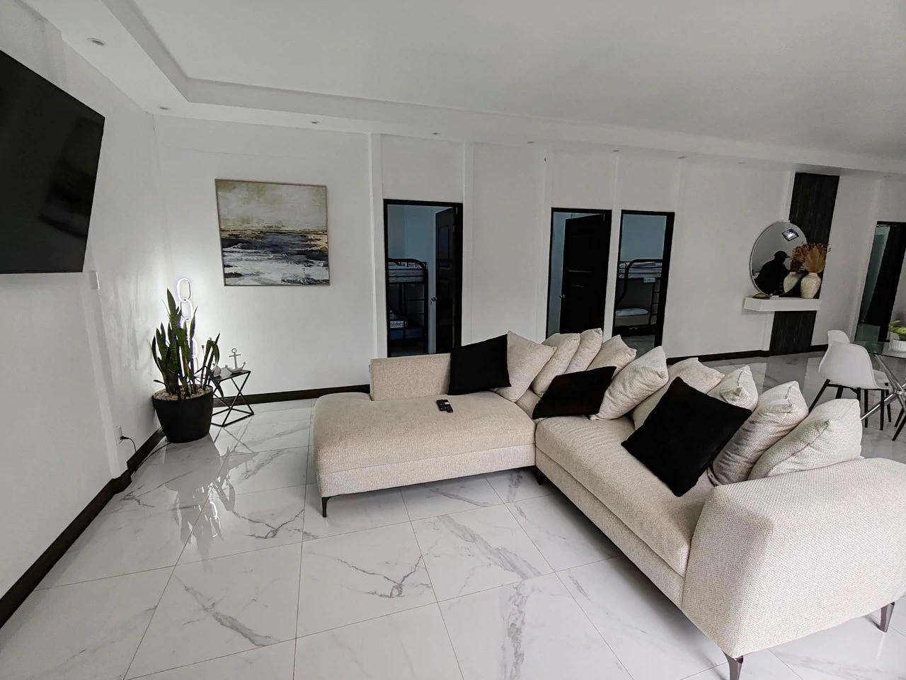 ID 994: 3 Bd 2.5 Bd home with Pool on 400m lot in Playa Negra - Gallery image 6
