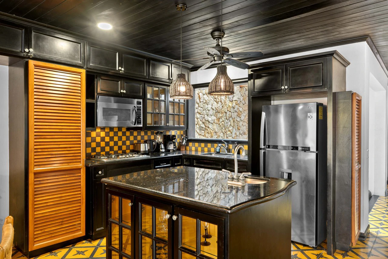 Villa Cerca del Mar 5: Beach House in Highly Coveted and Intimate Development in Tamarindo/Langosta - Gallery image 7