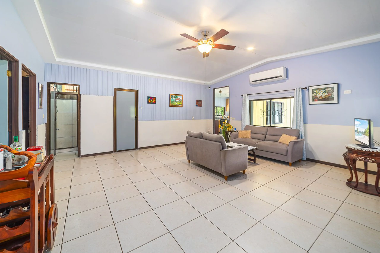 Casa Campo: Quiet Countryside Home Near Beaches - Gallery image 25