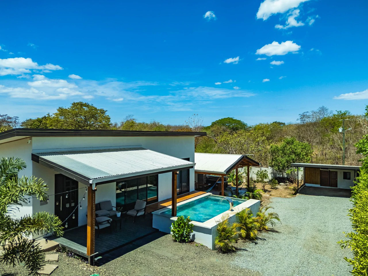 Villa Nanku: Tropical Playa Negra Home with Guest House & Pool - Gallery image 2