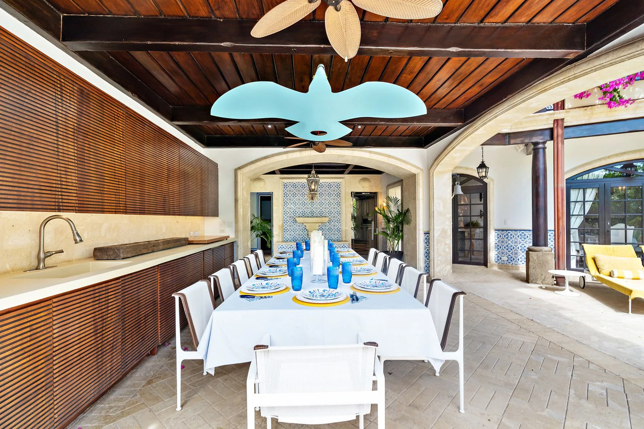 27 Cartagena: Unique Luxury Beachfront Home - Gallery image 52