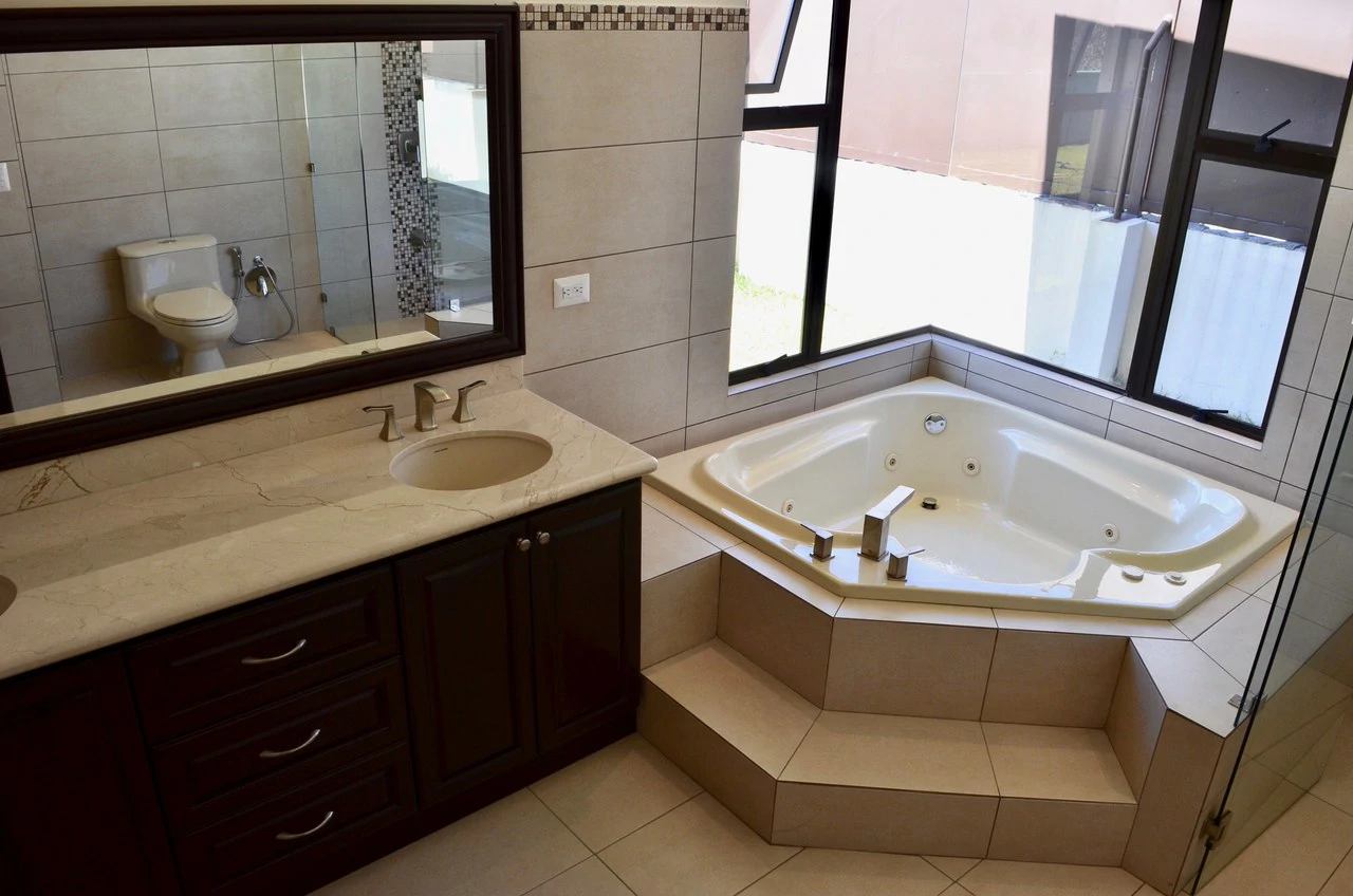 Mountain House For Sale in San Isidro - Gallery image 19