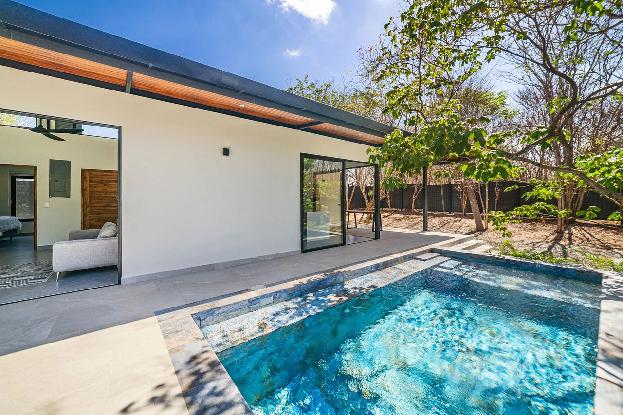 Casa Almendro: Contemporary 3BR Home - Gallery image 11