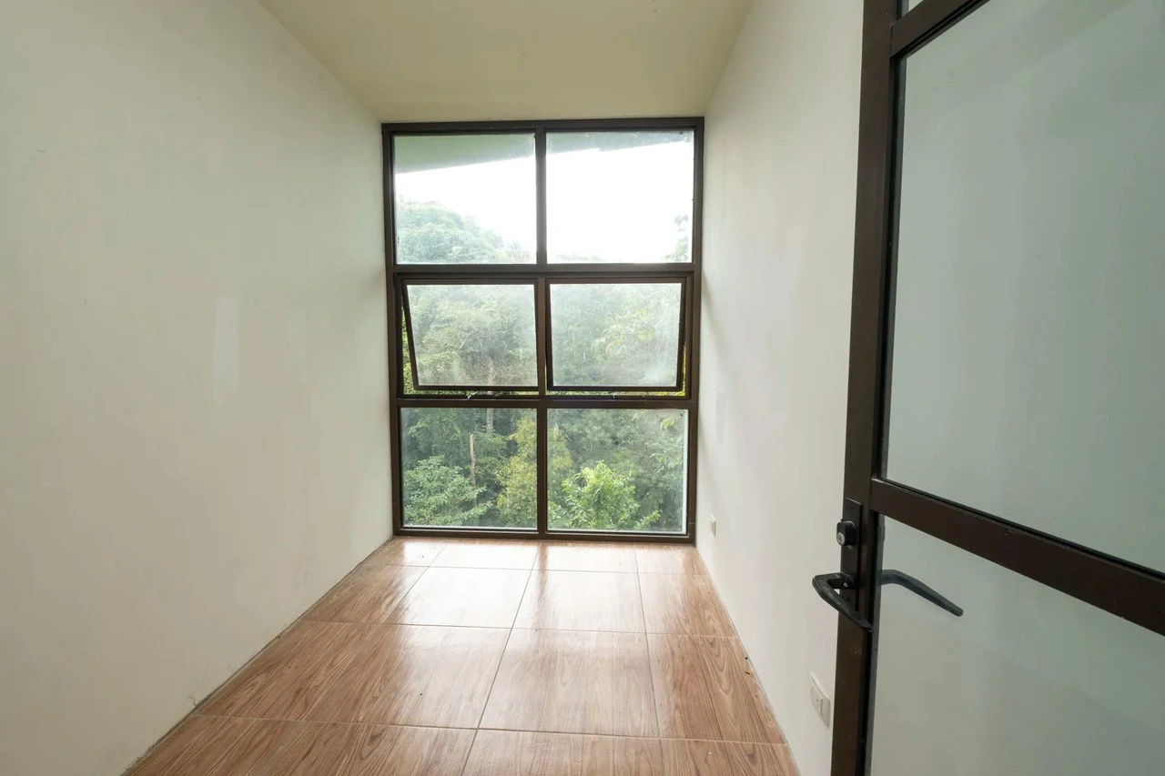 Luxury Modern Home on the hills above Tarcoles: Panoramic Ocean & Mountain Views - Gallery image 10