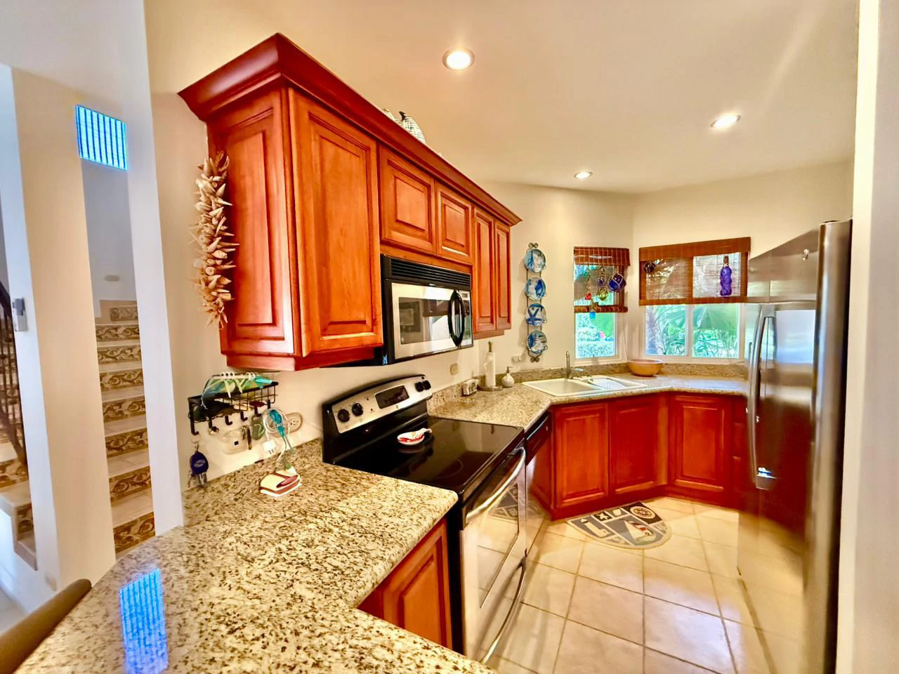 Home in Gated Community Las Nubes - Gallery image 8