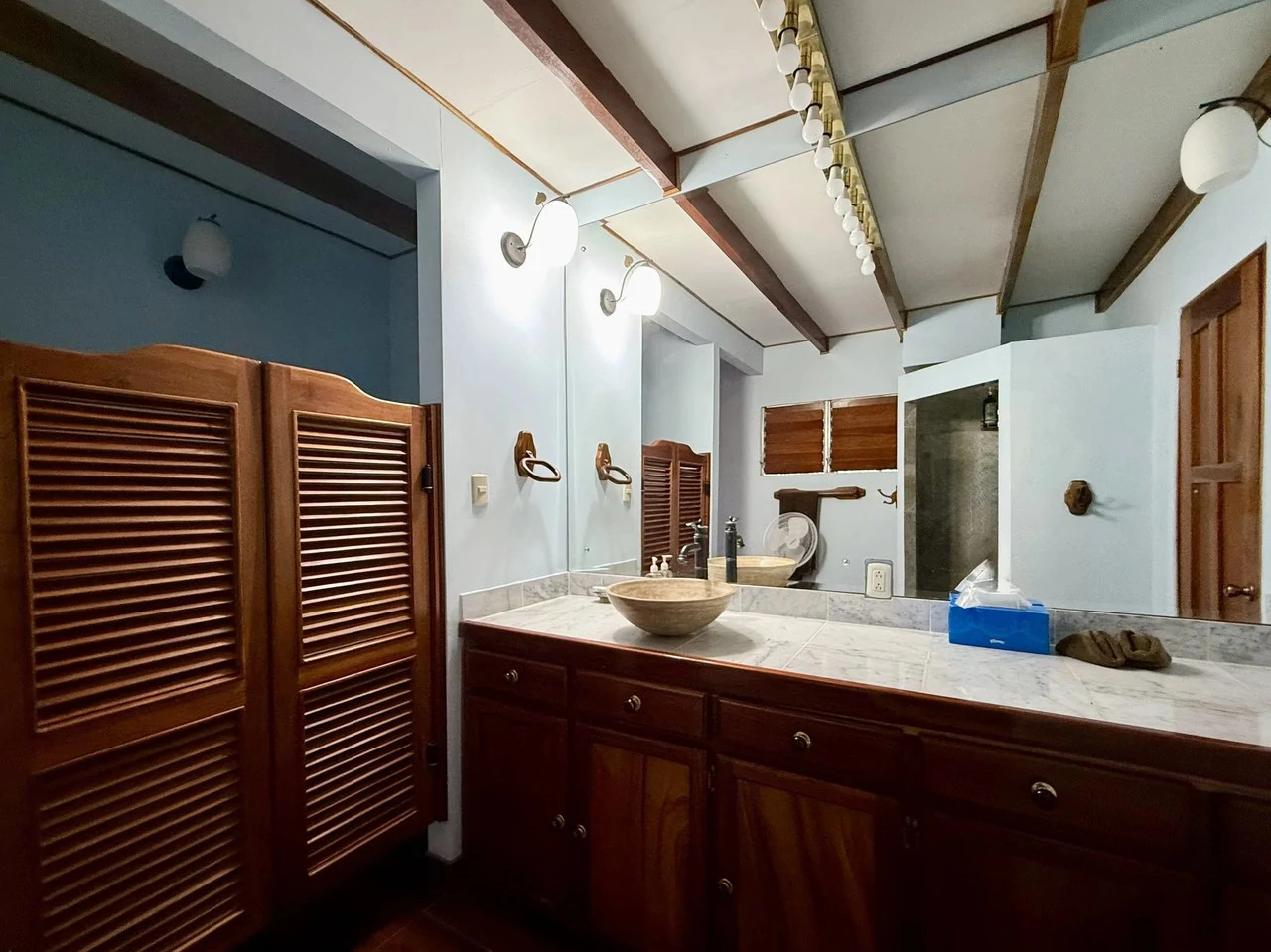 CASA DE LAPAS - OCEAN VIEW: Could you live at the Top of a Mountain in Costa Rica?  Because.... now you can!  Billion dollar views for only $1 Million USD. - Gallery image 35