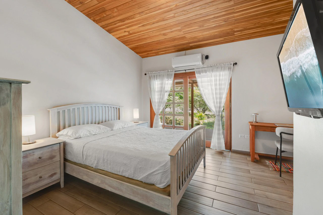 Multi-Home Property: Versatile Estate Near Playa Avellanas - Gallery image 11