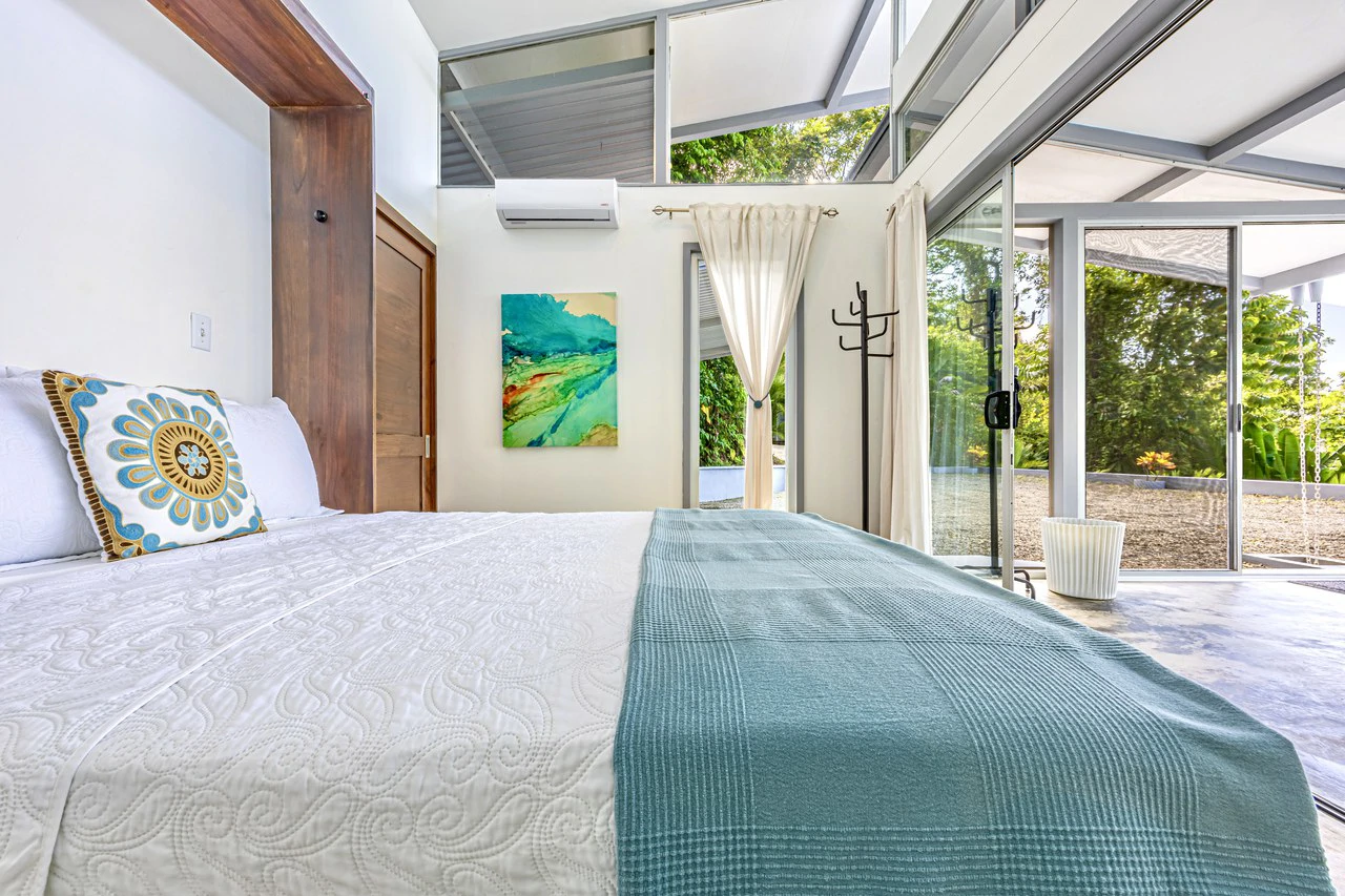 Uvita Ocean and Whale Tail View Modern Home on 3.64 Acres in Exclusive Enclave - Gallery image 22
