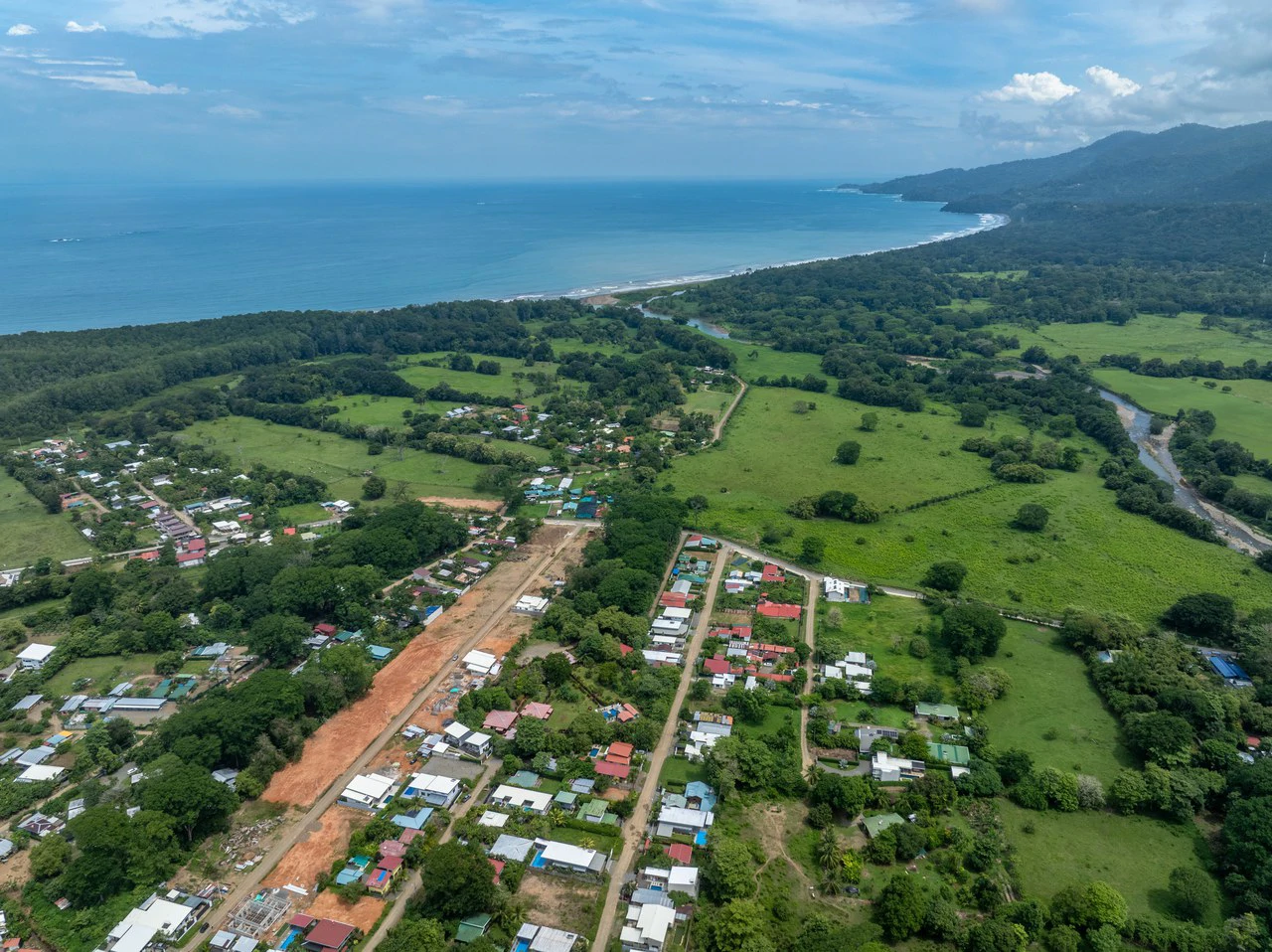 Uvita Beach Bungalow Walking Distance to the National Park - Gallery image 33