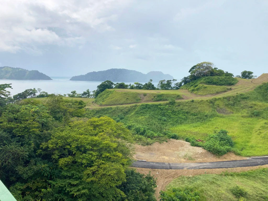 Lot #48: ¡Luxury lots for sale with amazing ocean views in Playa Herradura! - Gallery image 6